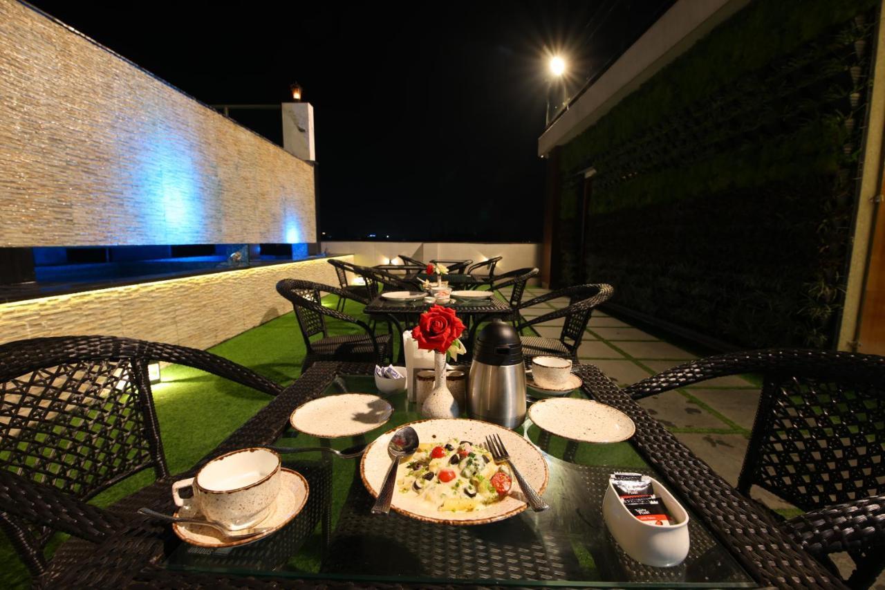 Hotel Holy Vivasa Rishīkesh Exterior foto